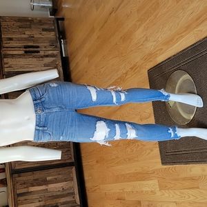 American Eagle Outfitters high-rise distressed jegging